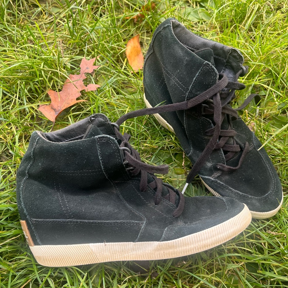 Sorel Black Suede High-Top Sneakers